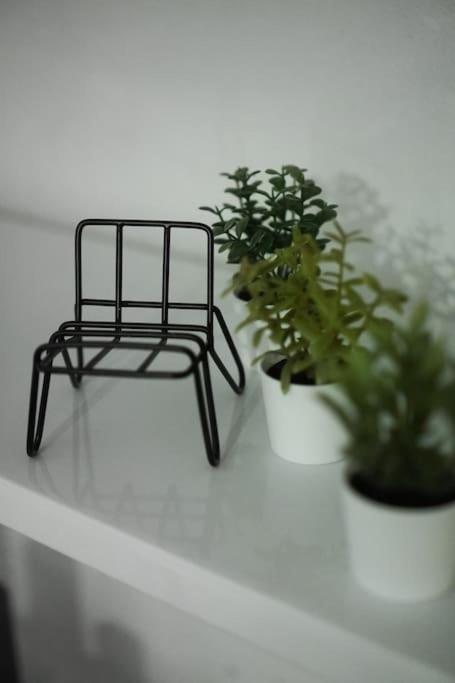 Central, Cozy & Beautiful Designed 2-Rooms Apt. Near River Berlim Exterior foto